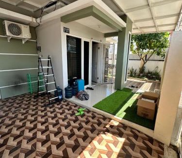 Ponorogo House | Mangga Homestay Ponorogo