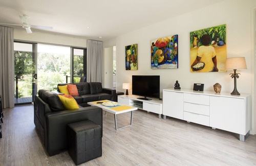 Craiglie Villa | "Mango Beach" Port Douglas Private Seaside Villa