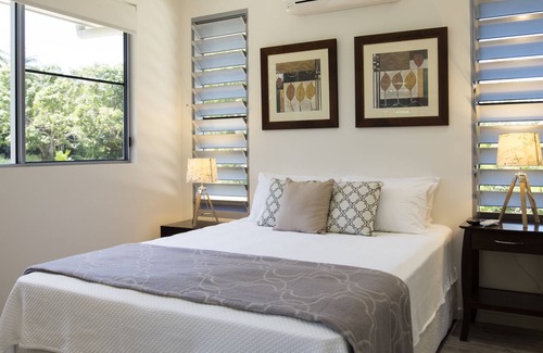 Craiglie Villa | "Mango Beach" Port Douglas Private Seaside Villa