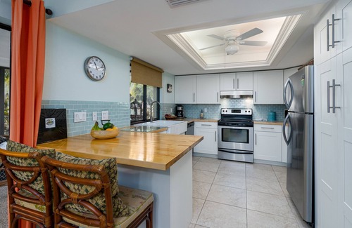 Bonita Springs House | Mango Bungalow -Tropical Paradise private pool, beach, shopping, dining awaits