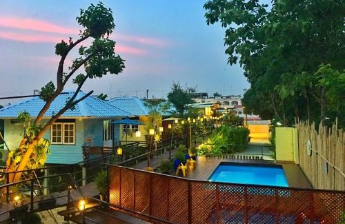 Thani Resort | Mango House