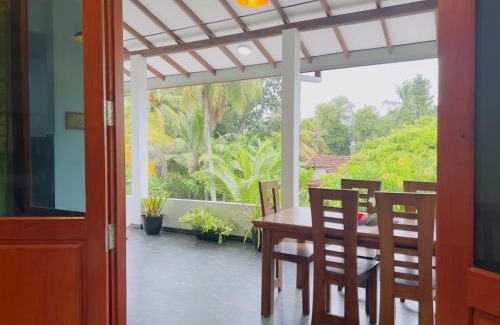 Kaluwamodara House | Mango Lodge homestay
