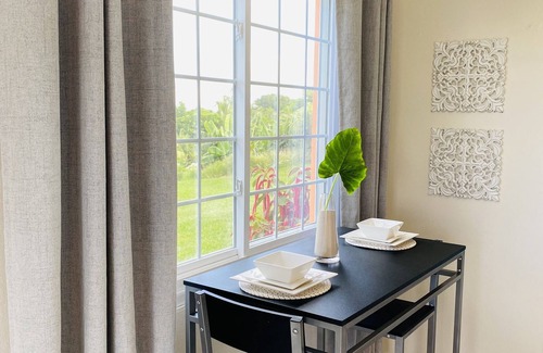 Somerset Village House | “Mangrove Bay” Apartment With Ocean View