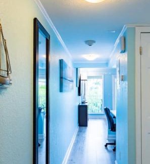 Rocky Point House | Mangrove Bay