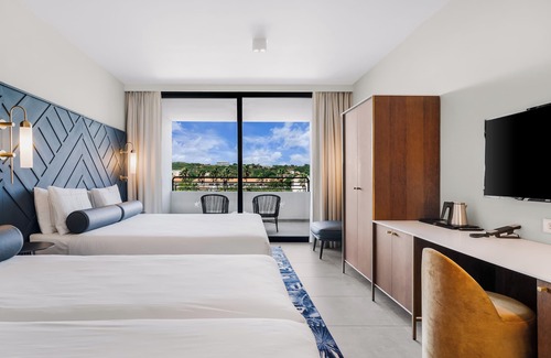Otrobanda Resort | Mangrove Beach Corendon Curacao All-Inclusive Resort, Curio by Hilton