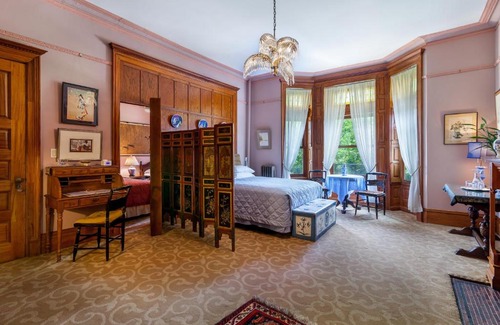 Central Park North House | Manhattan Guest Suites
