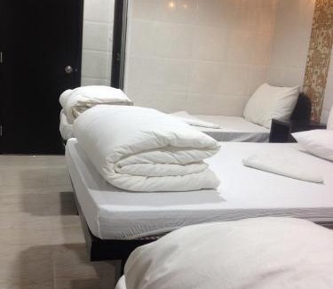 Tsim Sha Tsui House | Manhattan Guesthouse