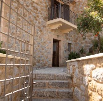 Agios Nikolaos Apartment | MANI VILLAGE (GNOSPI)