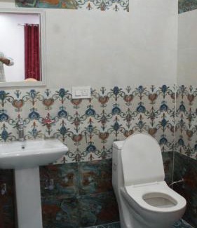 Dalhousie House | Manimahesh Home Stay