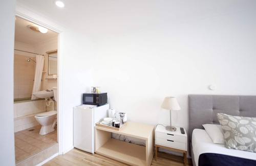 Manly Hotel | Manly Waves Hotel