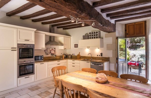 Concourson-sur-Layon Villa | Manoir De Levesque - Seven Bedroom Villa, Sleeps 14