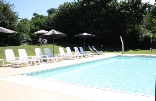 Asnieres sur Vegre Bed & Breakfast | Manoir de la Basse-Cour