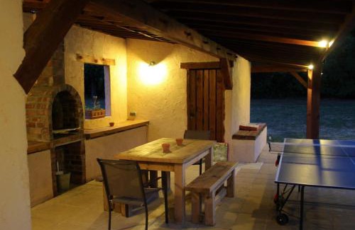 Asnieres sur Vegre Bed & Breakfast | Manoir de la Basse-Cour
