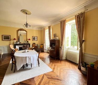 Savignac-les-Eglises Bed & Breakfast | Manoir de La Peytelie