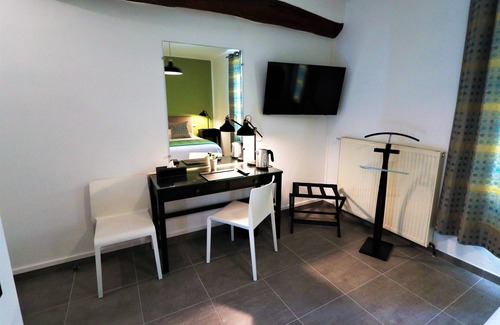 Russy-Bemont Hotel | Manoir de Montigny