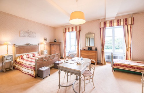 Chantonnay House | Manoir de Ponsay
