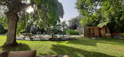 Merles Bed & Breakfast | Manoir Larcouillet
