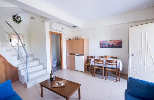 Lefktron Apartment | Manoleas Villas - Apartment 8