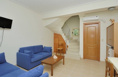 Lefktron Apartment | Manoleas Villas - Apartment 8