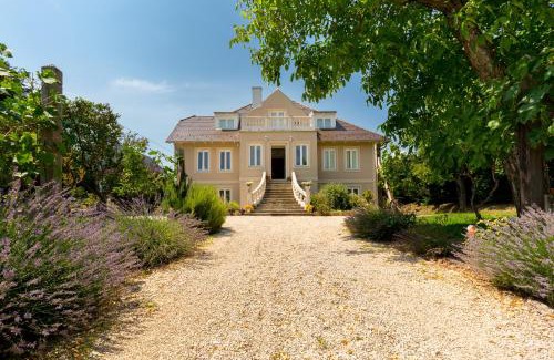 Csopak Bed & Breakfast | Manor Apartments, Csopak
