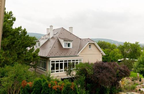 Csopak Bed & Breakfast | Manor Apartments, Csopak