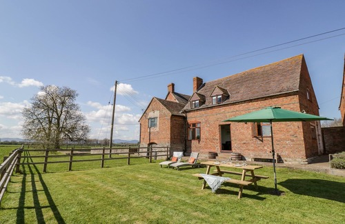 Severn Stoke Cottage | Manor Farm Cottage