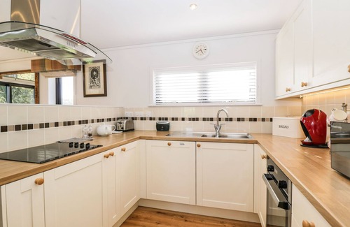 Bowerchalke Cottage | MANOR FARM LODGE, family friendly, with a garden in Bowerchalke