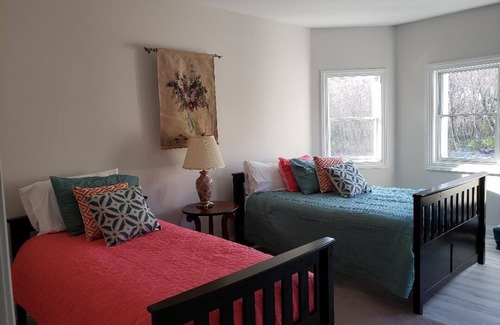 Franksville House | Manor on the Mile Two