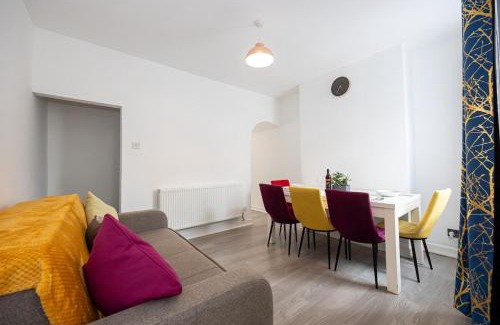 Accrington House | Manor Terrace Retreat