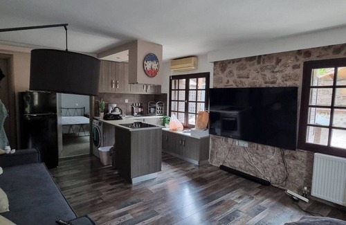 Gefira Mpania Apartment | Manos Luxury Apartments