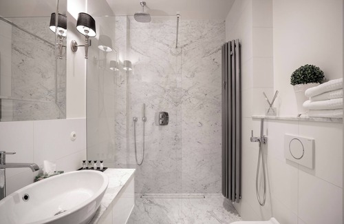 Nowe Warpno Bed & Breakfast | Manowce Palace - Suite with Garden View (Room 16)