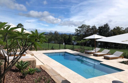 Tinonee Cabin | Mansfield on the Manning Grevillea Cabin 2-beautiful riverfront cabin