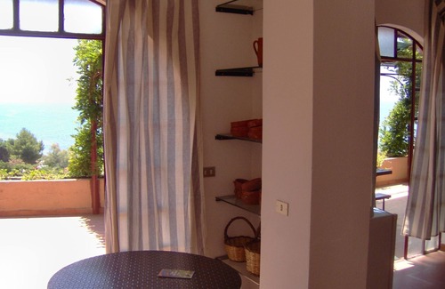 Ricadi Villa | Mansion in Capo Vaticano by the Sea