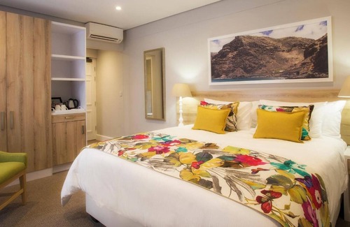 Jamestown Hotel | Mantis St Helena
