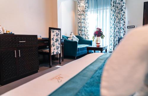 Dhikuli Hotel | Manu Maharani Resort