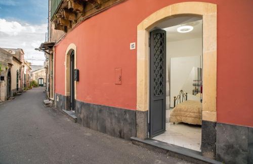 Aci Castello House | Manuela House