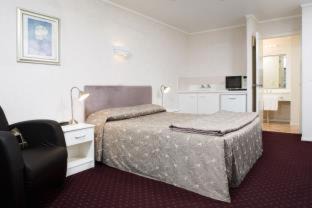 Manukau City Hotel | Manukau Motor Lodge