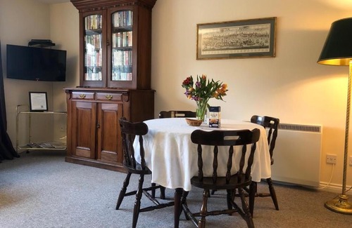 Biggar House | Manyleith Rig Cottage