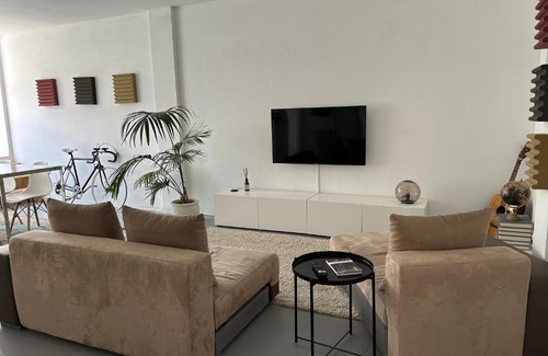 Ponte San Giovanni Apartment | Manzoni House