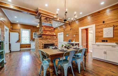 Monticello House | Maple Cottage Circa 1866 Beautyn