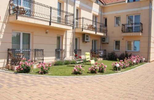 Sarvar Apartment | Mara Apartman