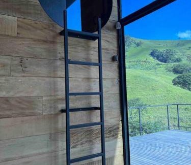 Sao Bento do Sapucai Ski Chalet | Maravilhosa casa com Cachoeira