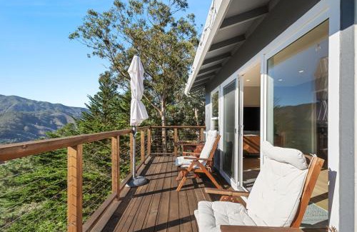 Park Pacifica House | @ Marbella Lane - Chic Abode w/Mountain Skyline