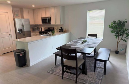 Montgomery County House | @ Marbella Lane - Tranquil Escape in Texas Pines
