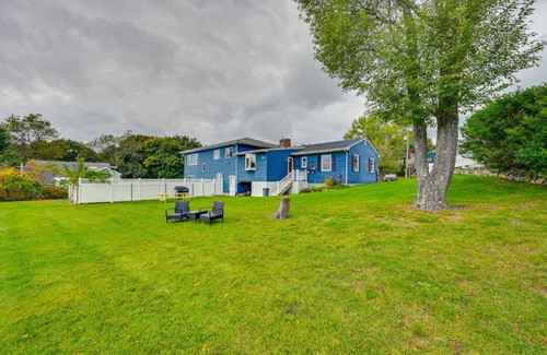 Marblehead Apartment | Marblehead Retreat with Sprawling Yard and Gas Grill!