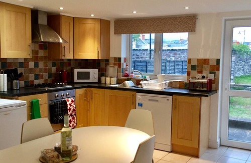 Brecon Cottage | March Cottage Terraced Cottage Brecon Brecon Beacons Free Wifi
