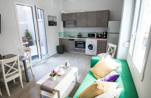 Nea Chora Apartment | Mare civitas unum ,near Beach, Chania Old Town