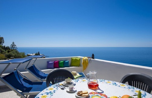 Praiano Apartment | Mareblù in Praiano centre