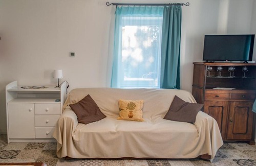 Veresegyhaz Apartment | Marelle Porta