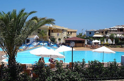 Campofelice di Roccella Villa | Mareluna Family Resort - Villa 3 - Wi-Fi and A / C!